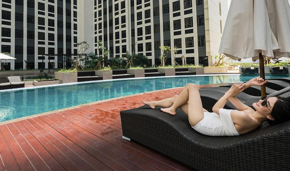 Louis Kienne Cikarang Hotel & Service Apartment Bekasi Eksteriør bilde